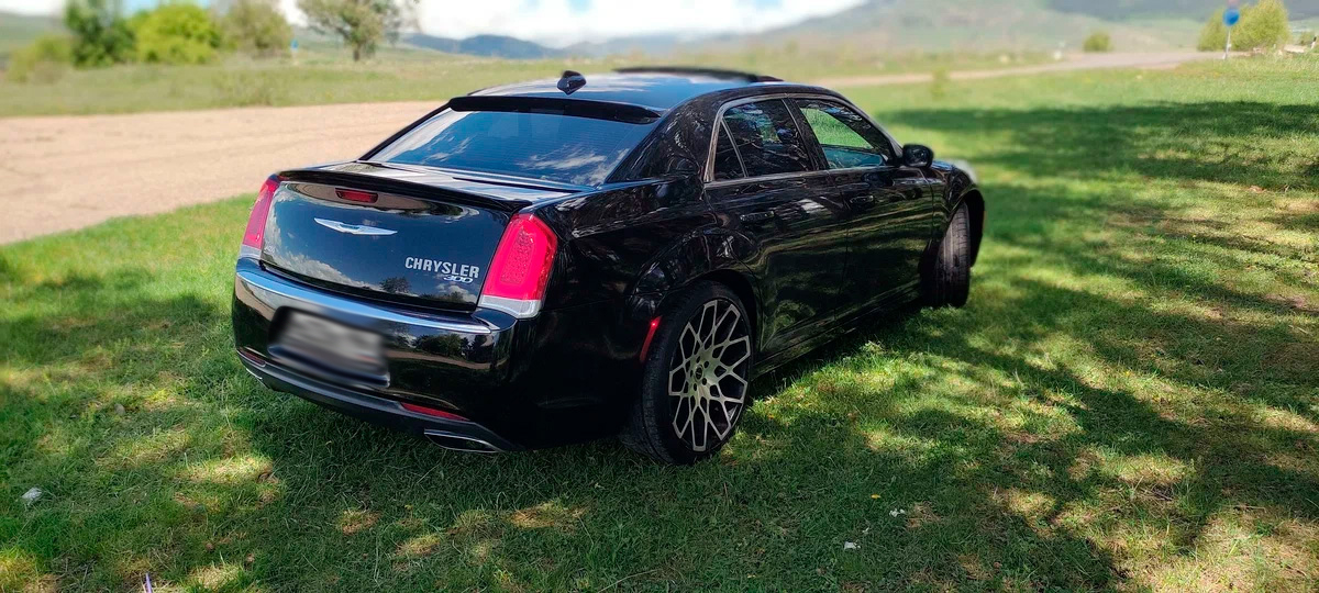 Chrysler 300C аренда
